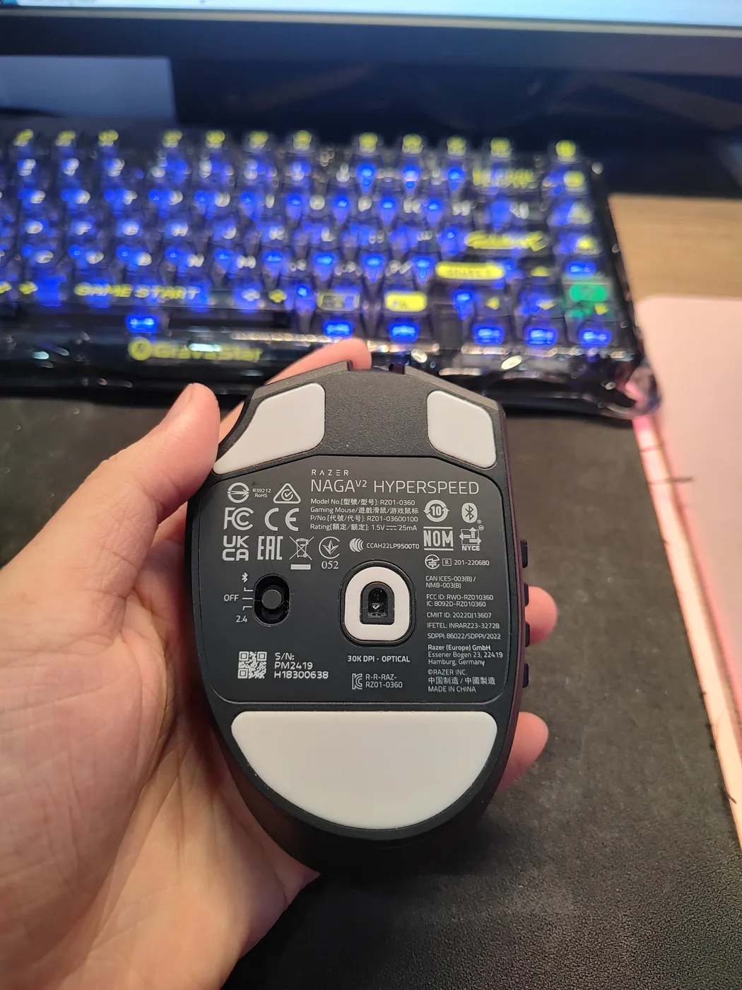 Razer Naga v2 hyperspeed — ảnh 4 trên 9